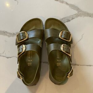 Birkenstock Milano big buckle olive green sandals - Size 40, W9